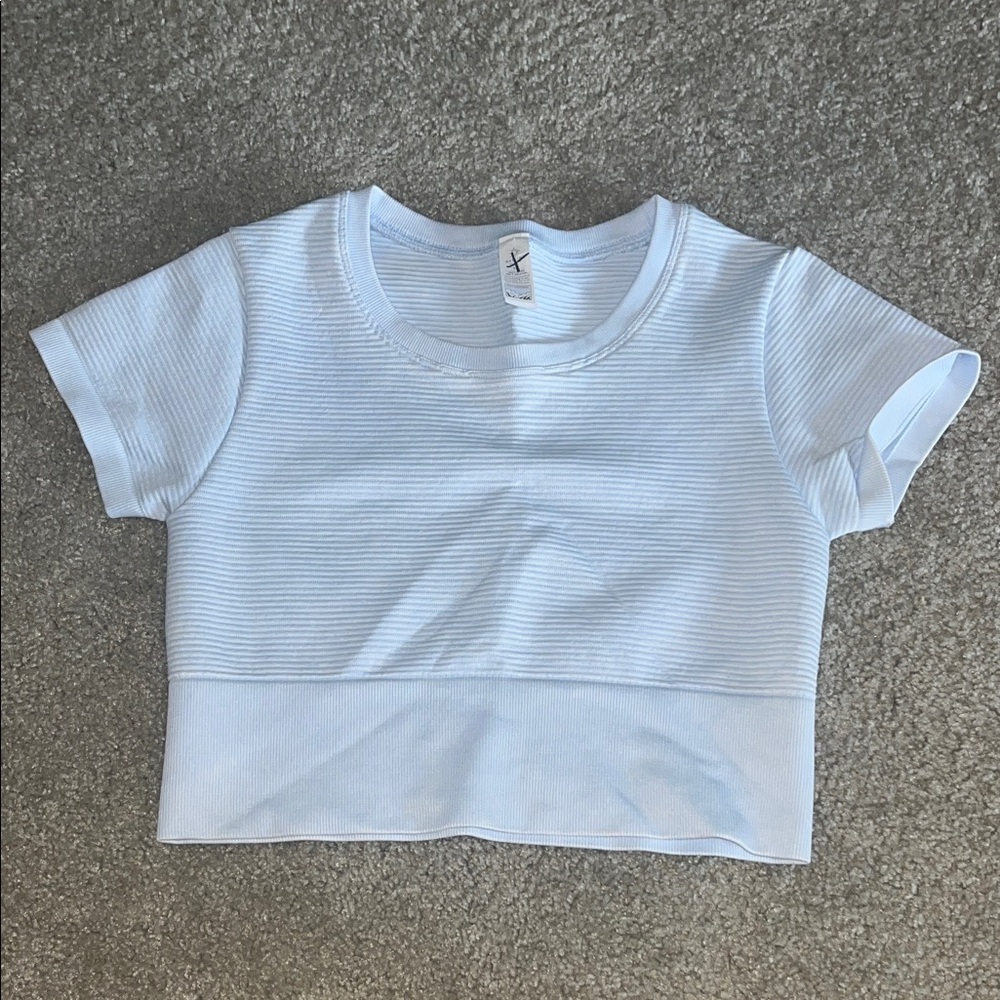 Women’s Cropped Athletic Top